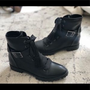 Splendid combat boots